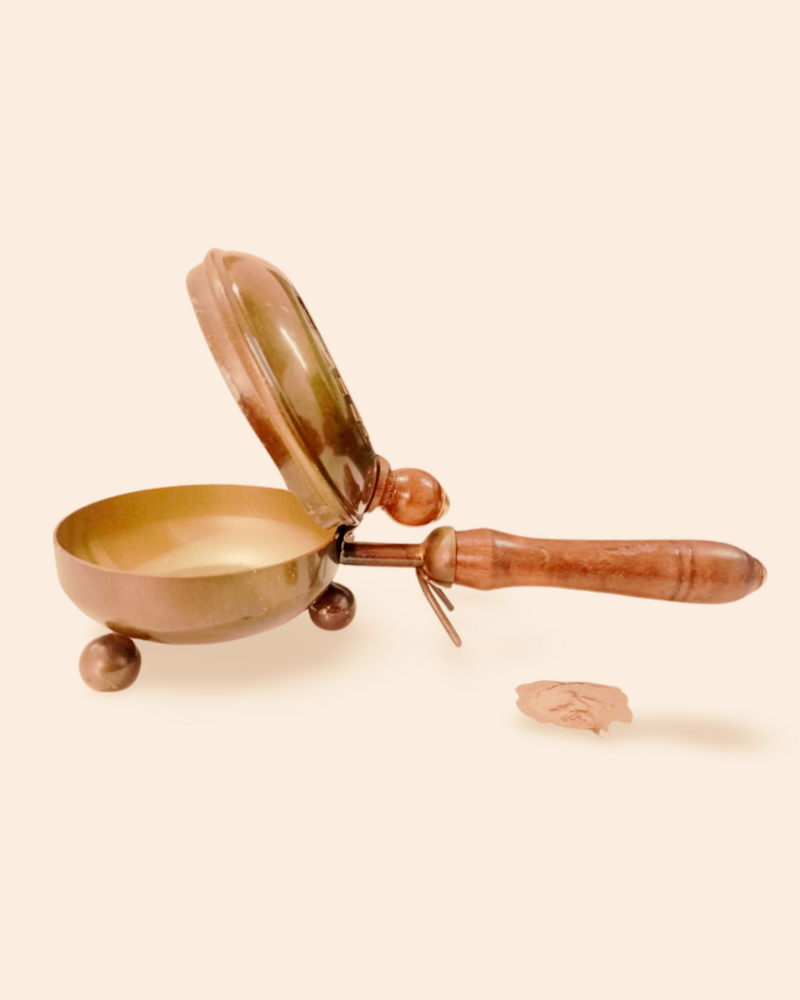 Kriti Creations Iron dhuni with Wooden Holder for Lohan dhoop dhuni, for Pooja, Temple, Home/use Diwali Special Pooja dhoop dhuni with Wooden Holder (Small)